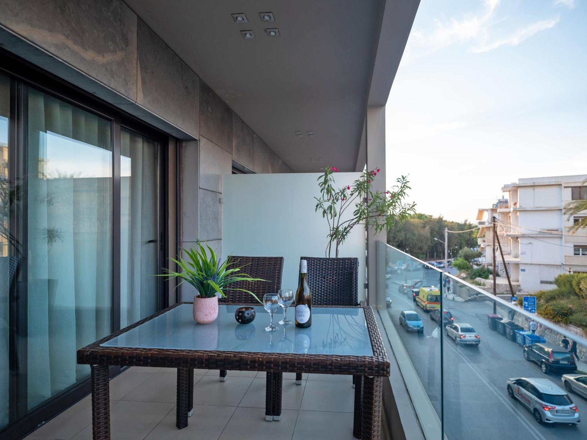 Onyx City Center Apartment 2 Ираклио Екстериор снимка